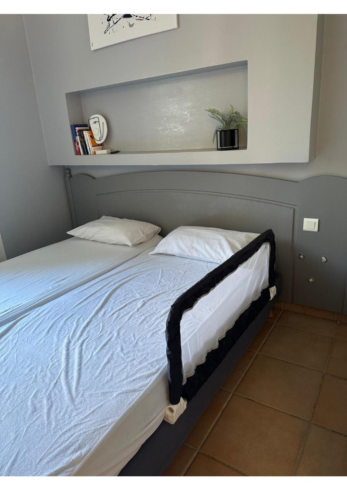 Villa Lou Karo - Piscine Partagee - Parking Prive Gordes Exterior foto